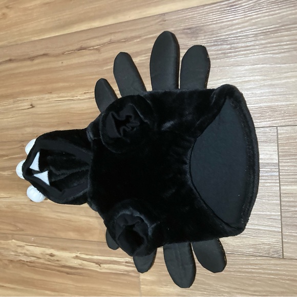 Three Eyed Flying Monster Pet Costume - Picture 2 of 3